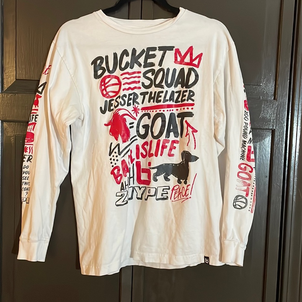 Ball is Life Bucket Squad Men’s T-shirt M